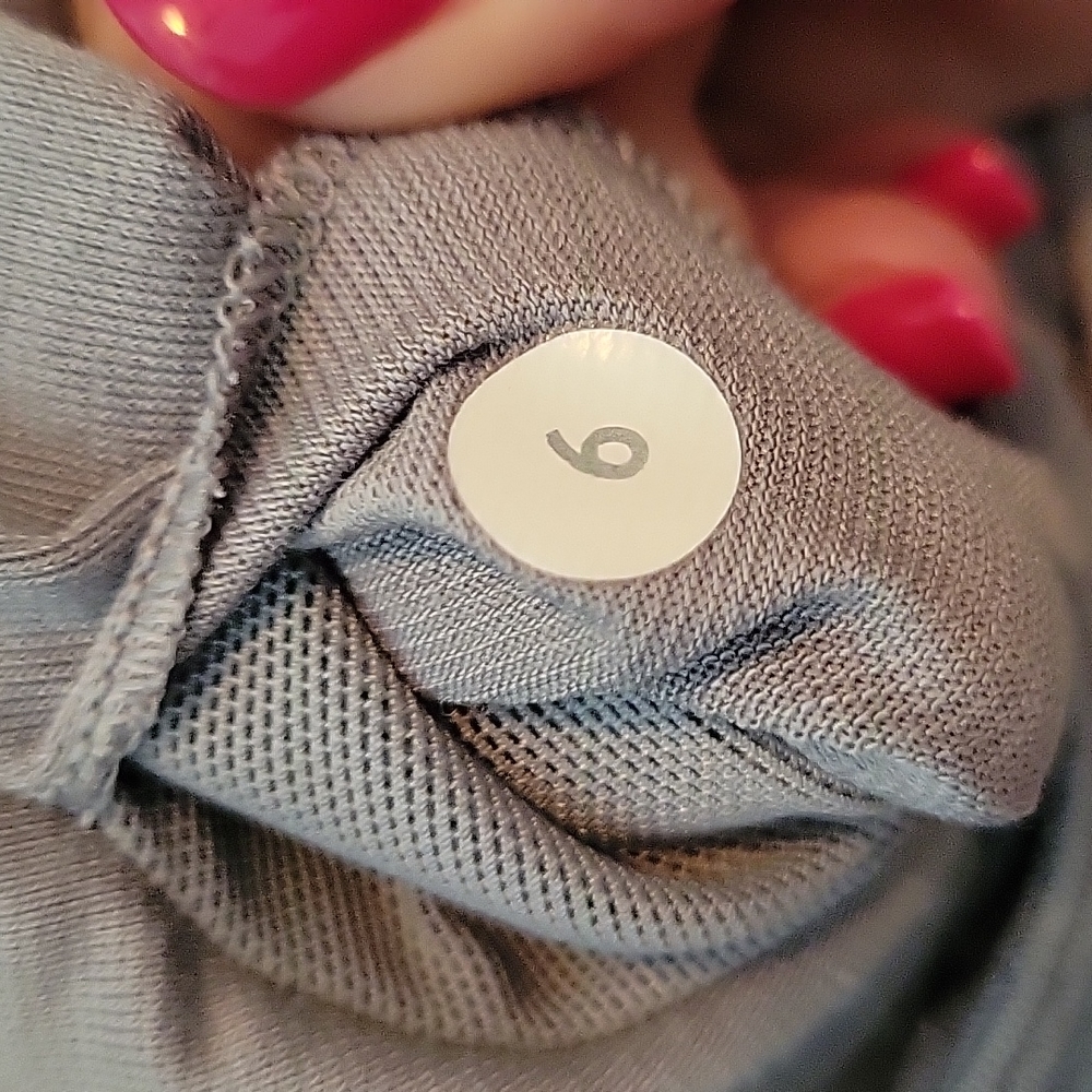 Lululemon Tank - Picture 9 of 9
